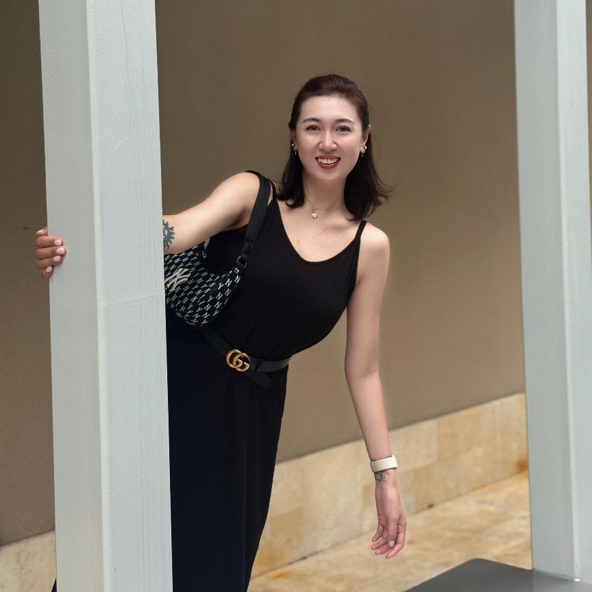 你的短腿小姐姐