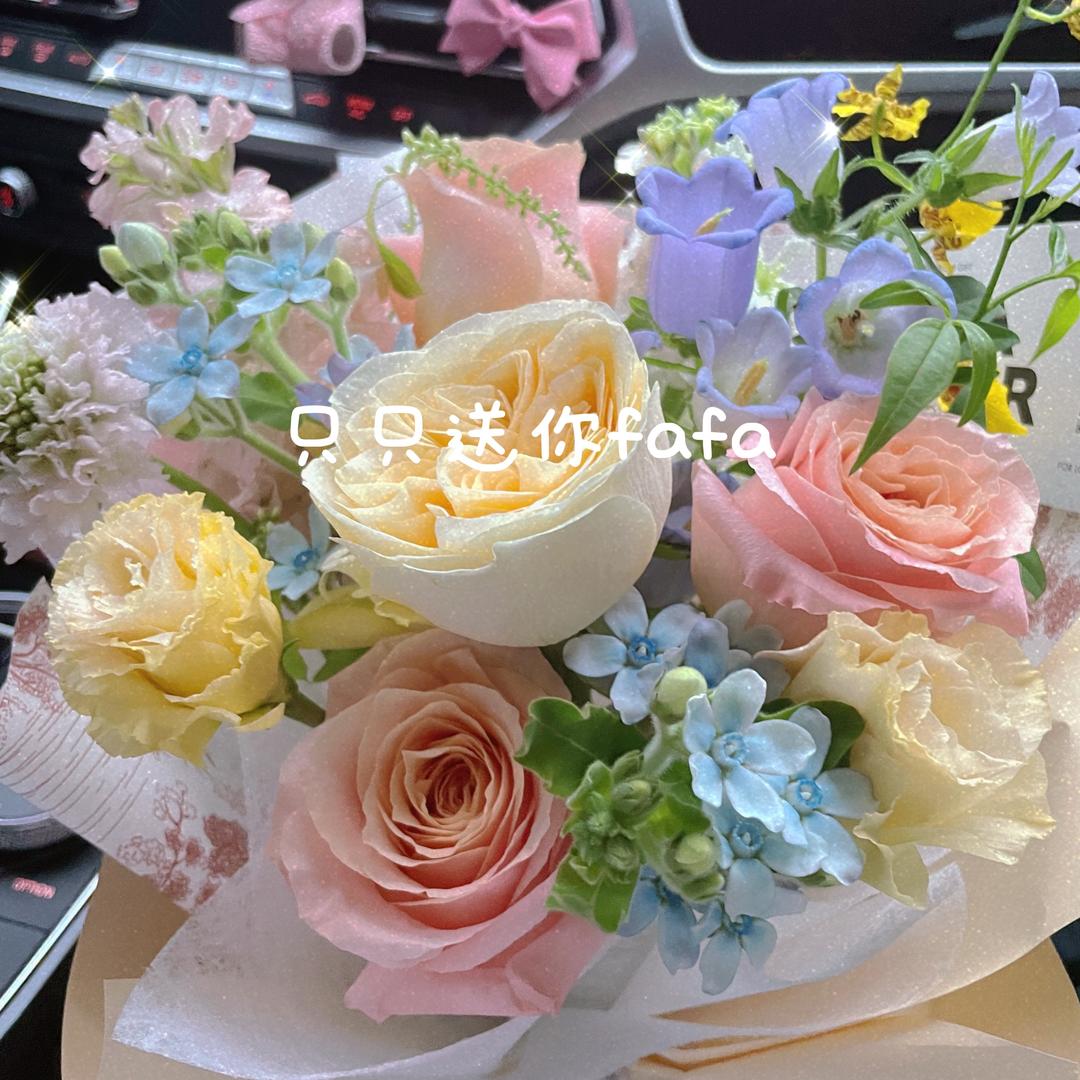 小只爱吃谷
