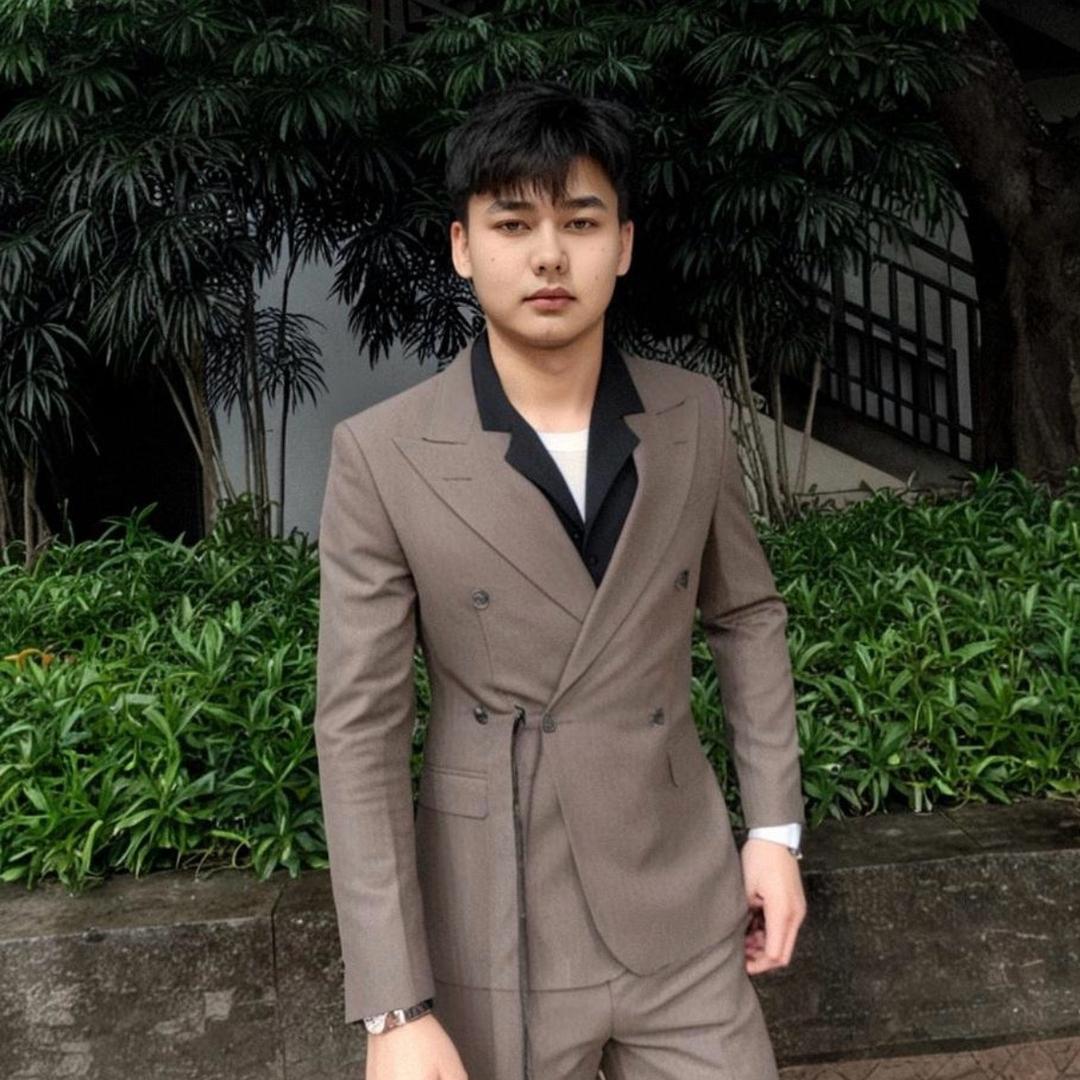 艾克  只买🚹服装