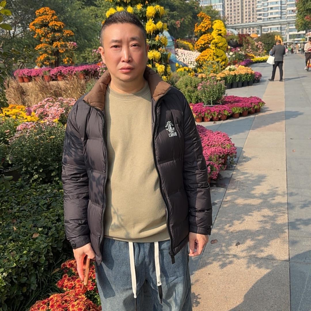 老梁