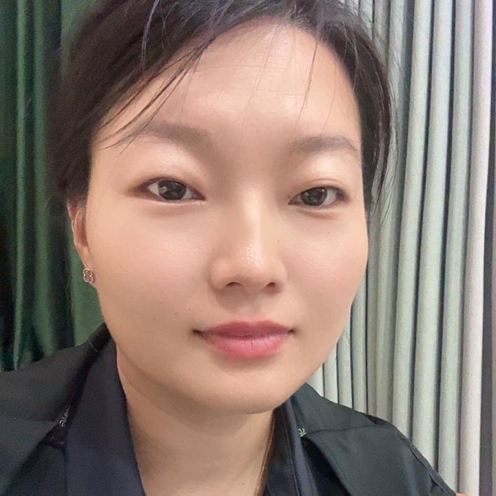 金乡胡晴窗帘墙布地毯