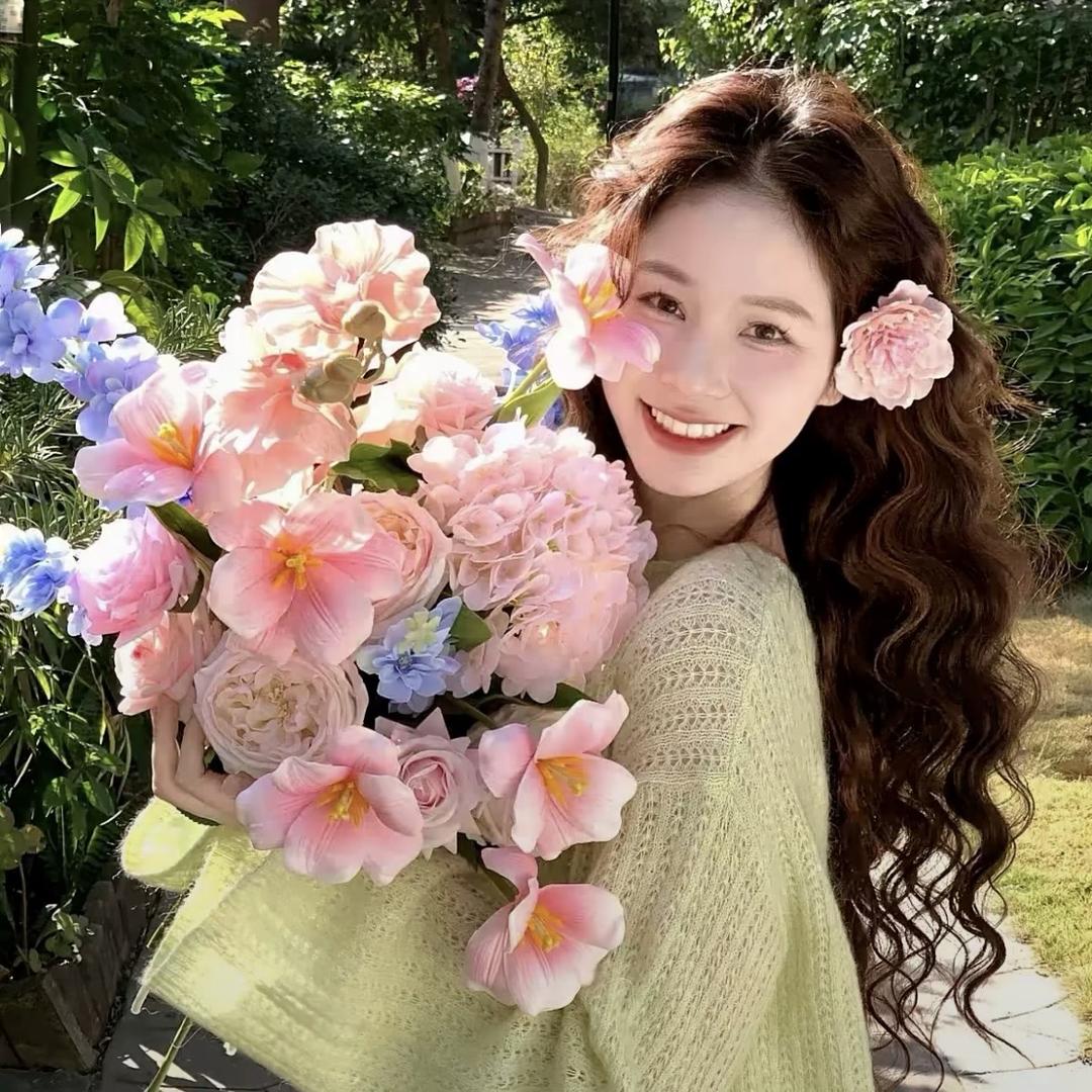 村里有个菇凉叫小fang