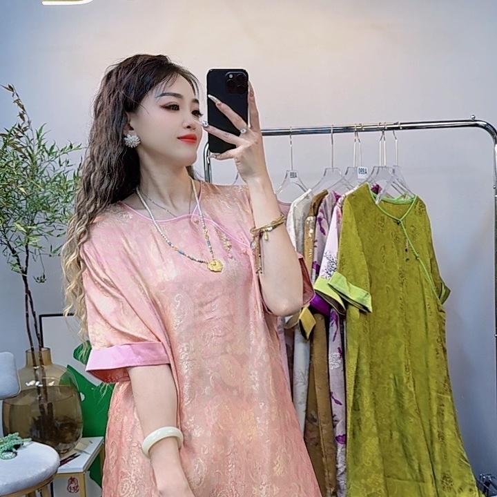 捷莱雅仕女装工厂店-西红柿轻奢女装