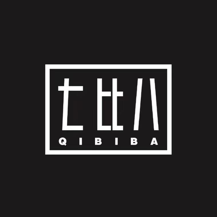 七比八户外羽绒服