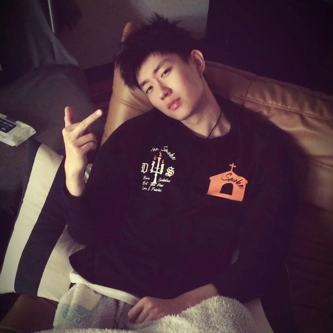 ㅤㅤㅤㅤ         袄飞