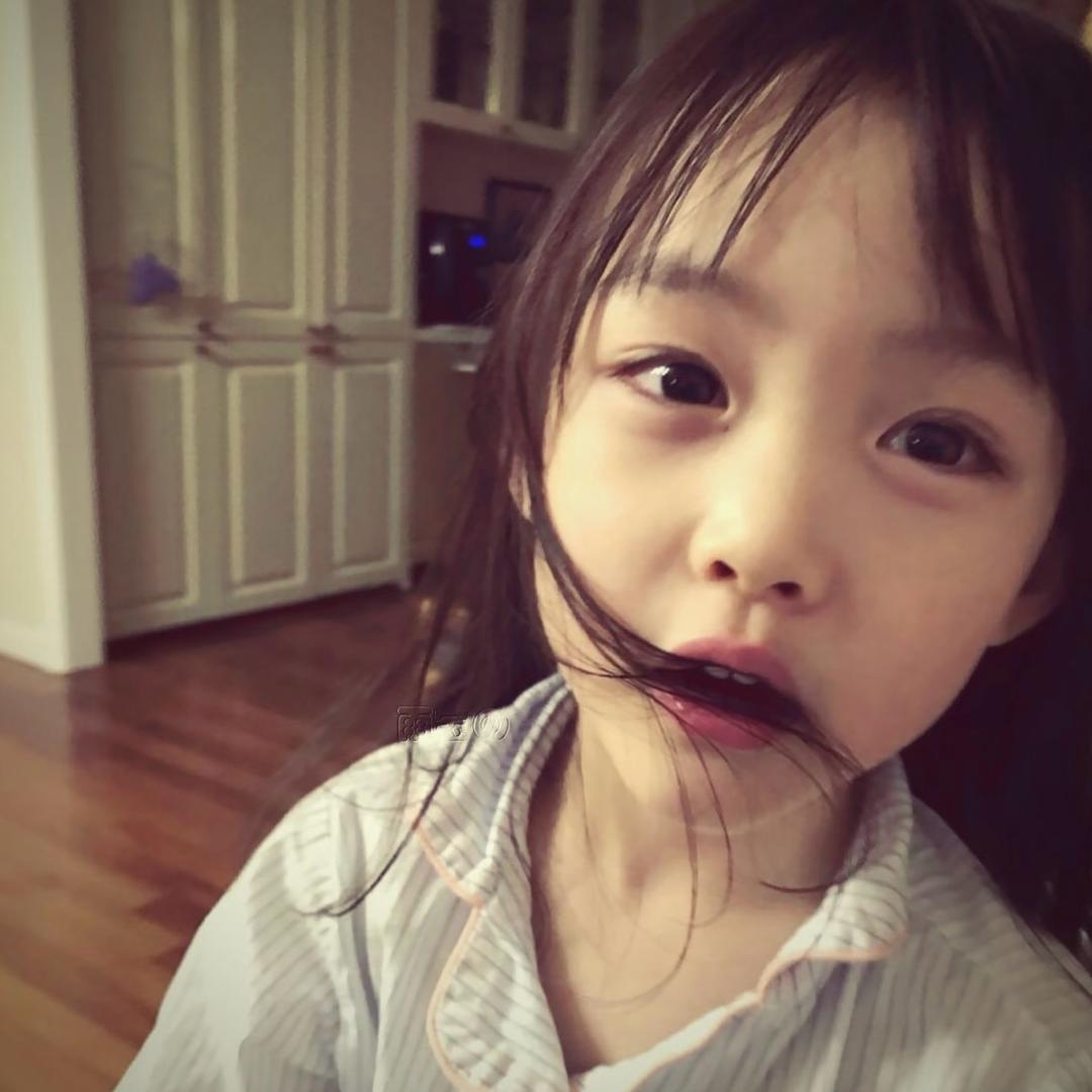 小美：