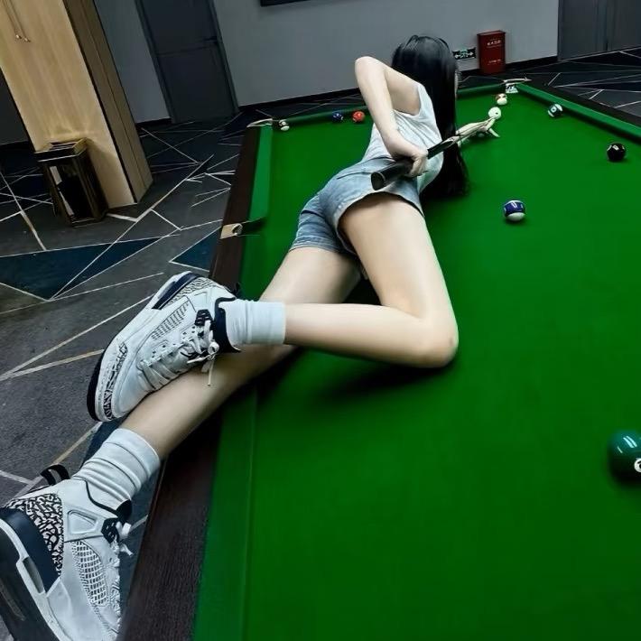摆摆体育器材用品