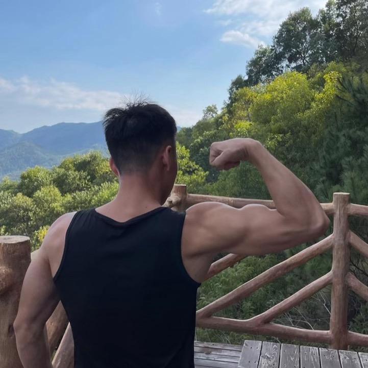 自律者🇨🇳