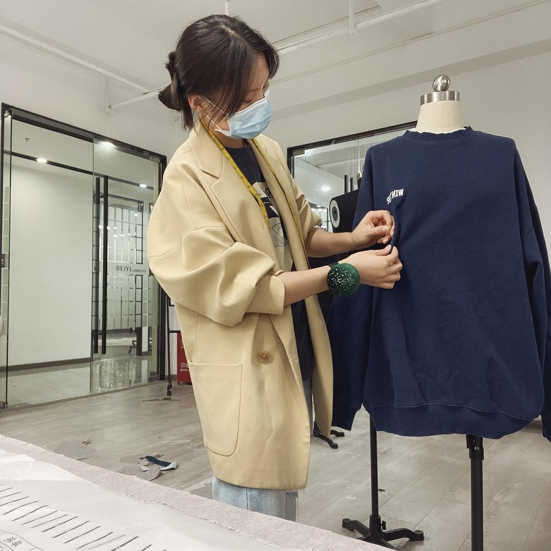 林冉羊绒（驼绒大衣）