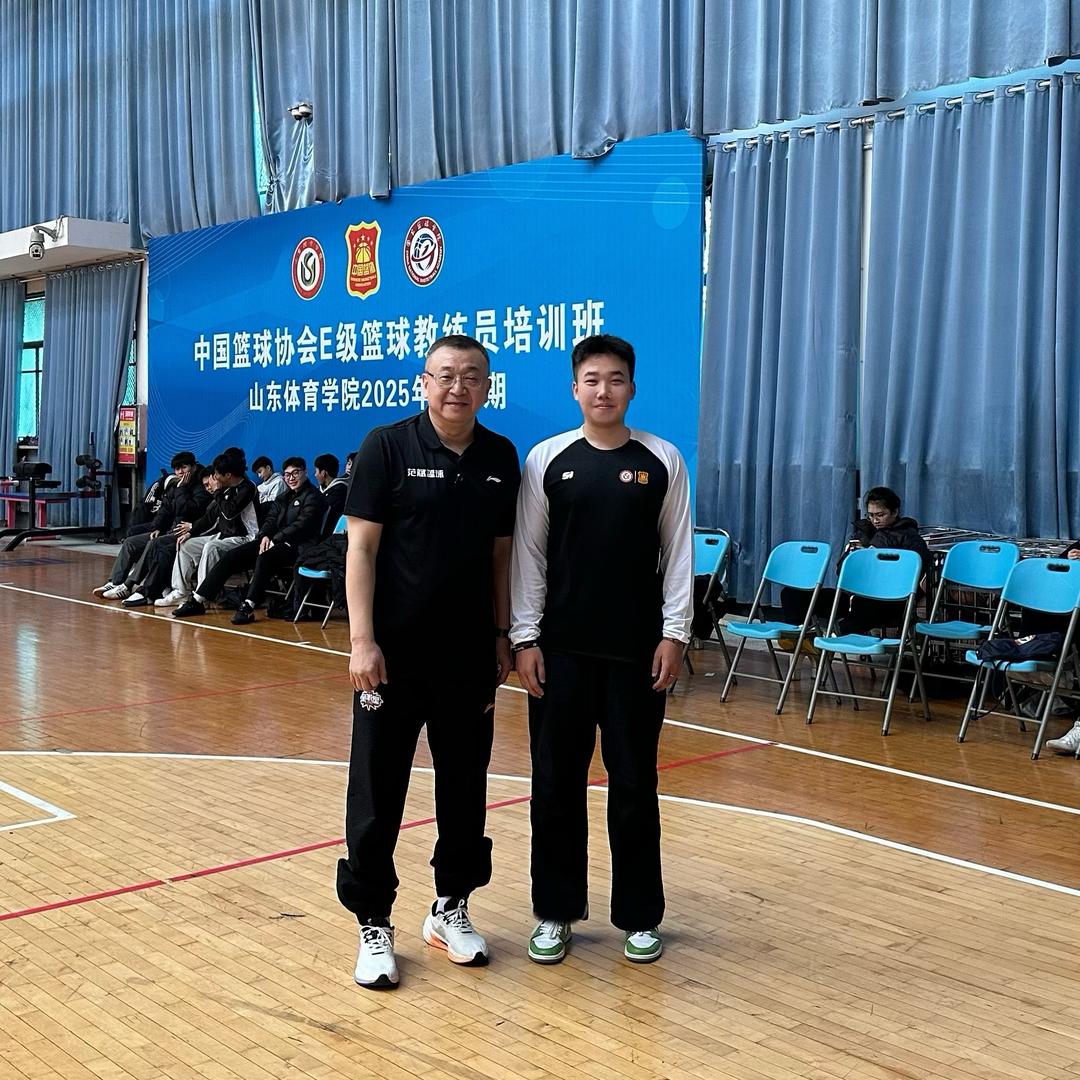 向阳篮球李教练🏀