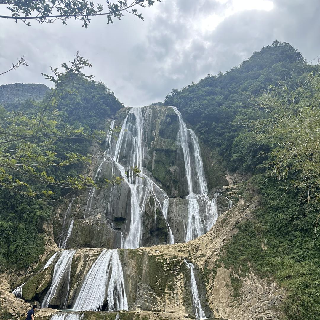 吴青镇宁黔壹乡农品小铺