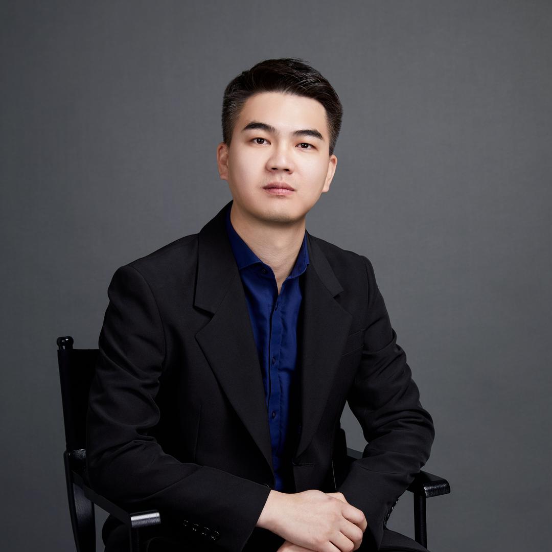 设计师刘冠一