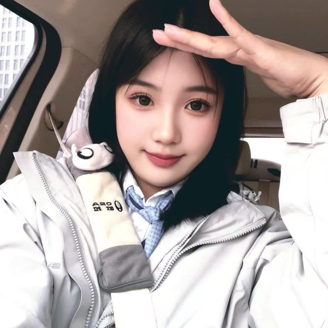 月月🧚‍♀️