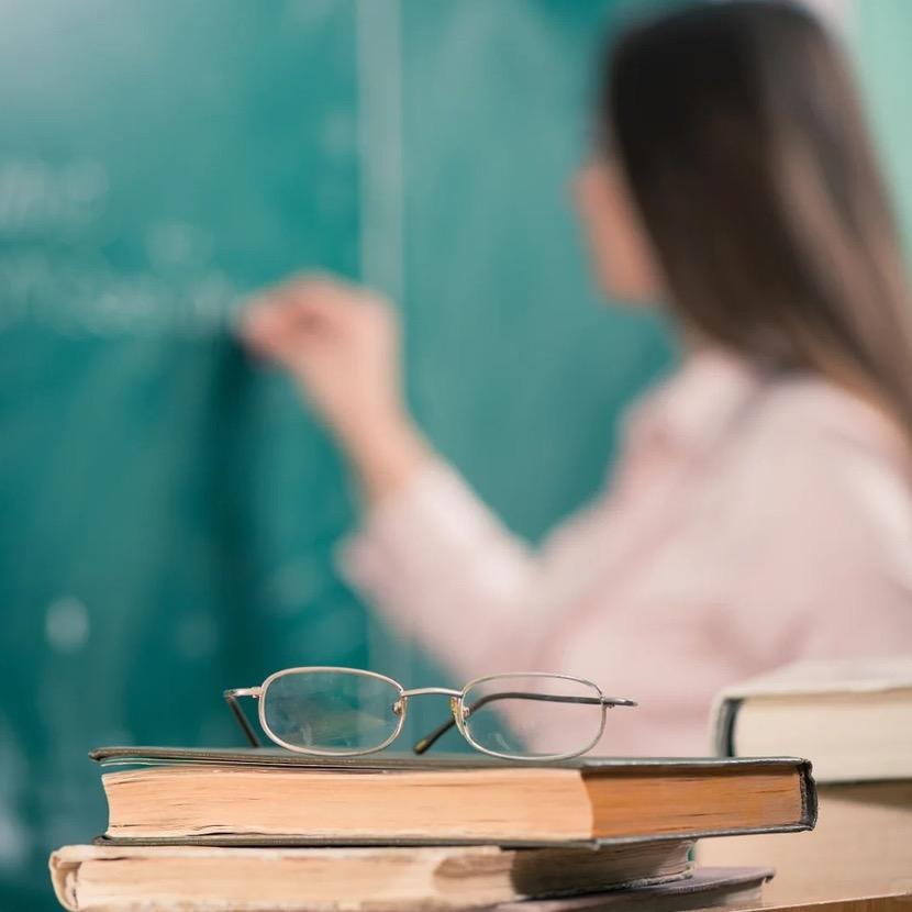 教小学的王老师