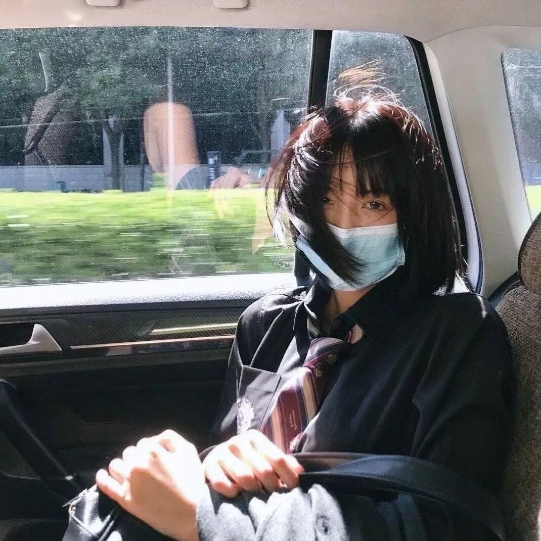 伤心小鲨鱼