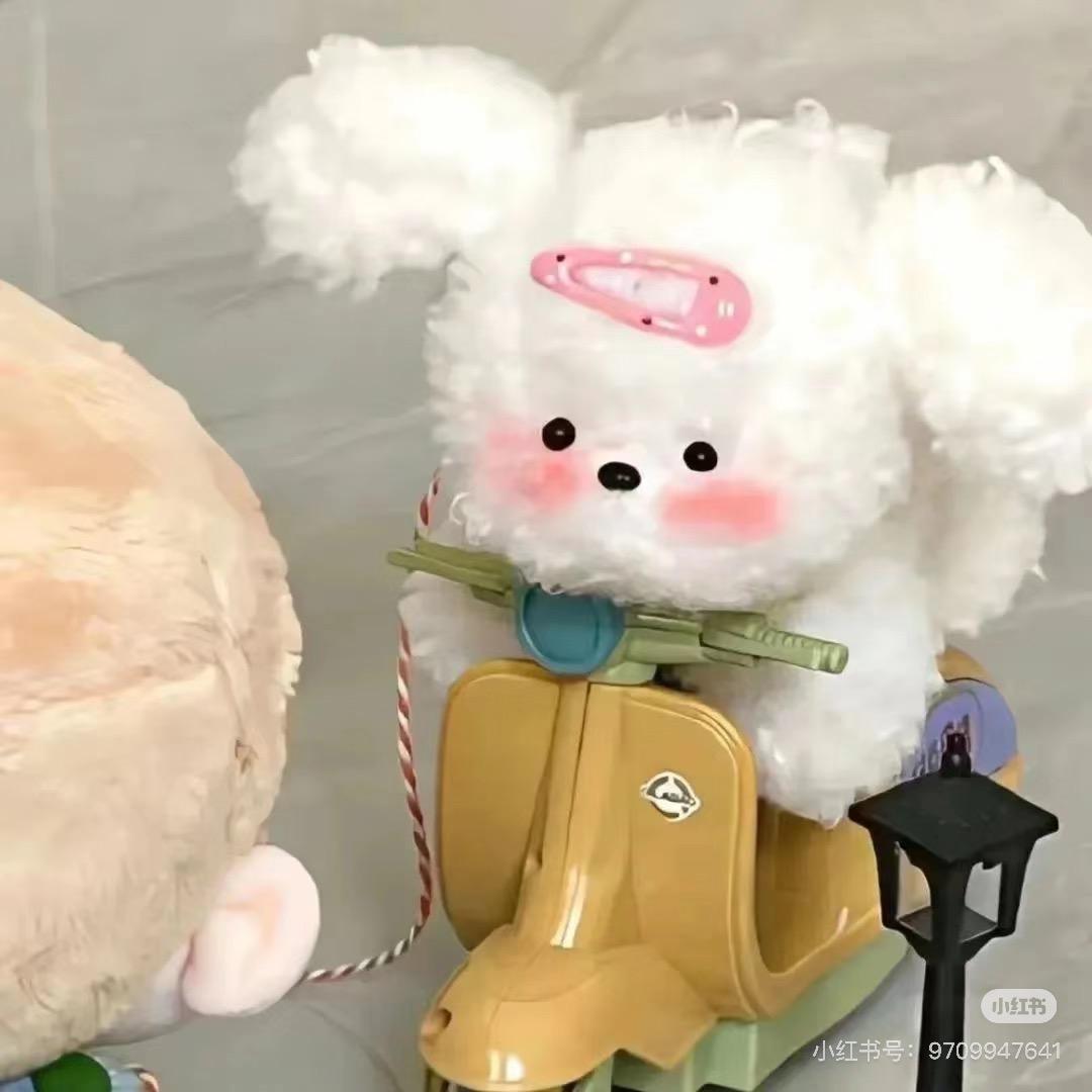粉色小熊