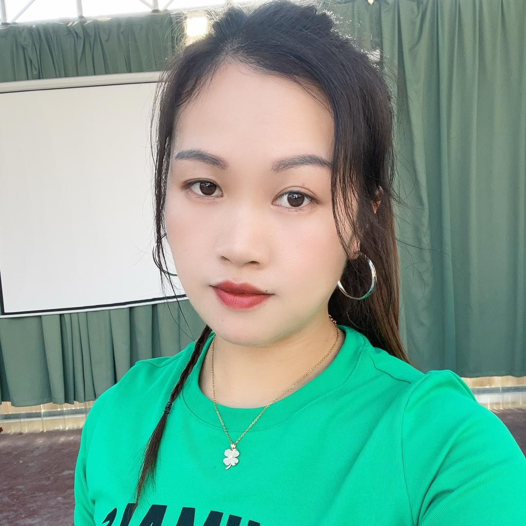 七彩阳光鼓舞队～雯雯