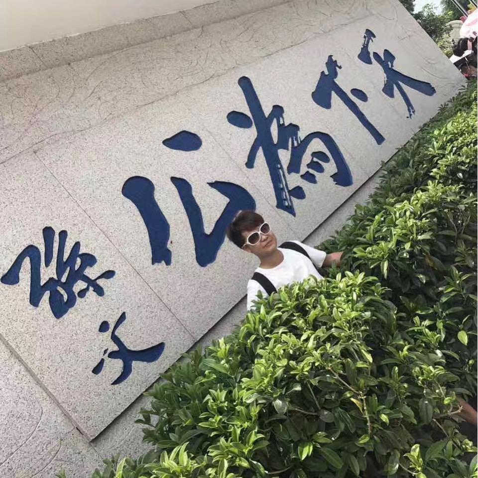 冯先生 💕粤K