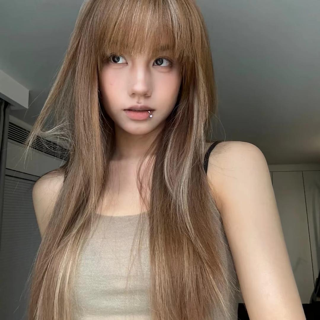 7.-