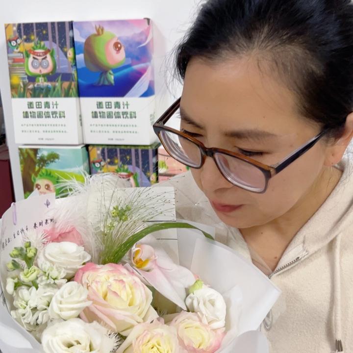 荣姐爱养生会馆—教直播