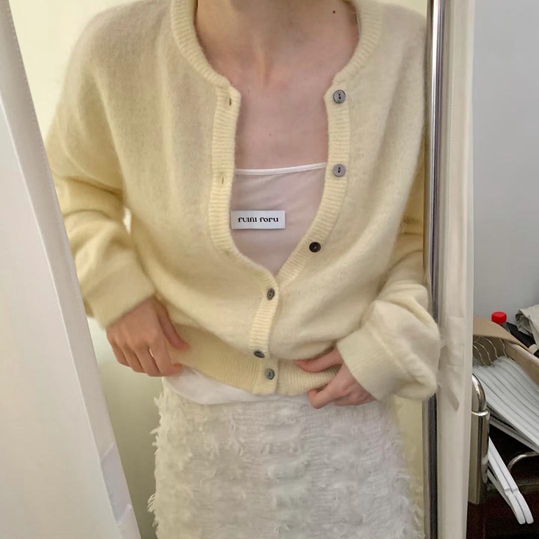 芊芊羊绒品质服饰店