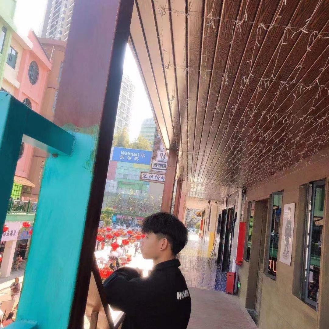 李星华