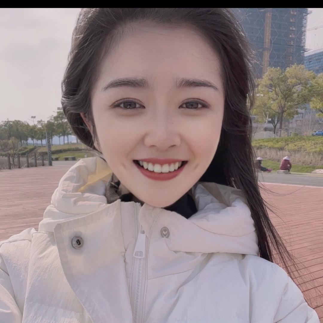 英。