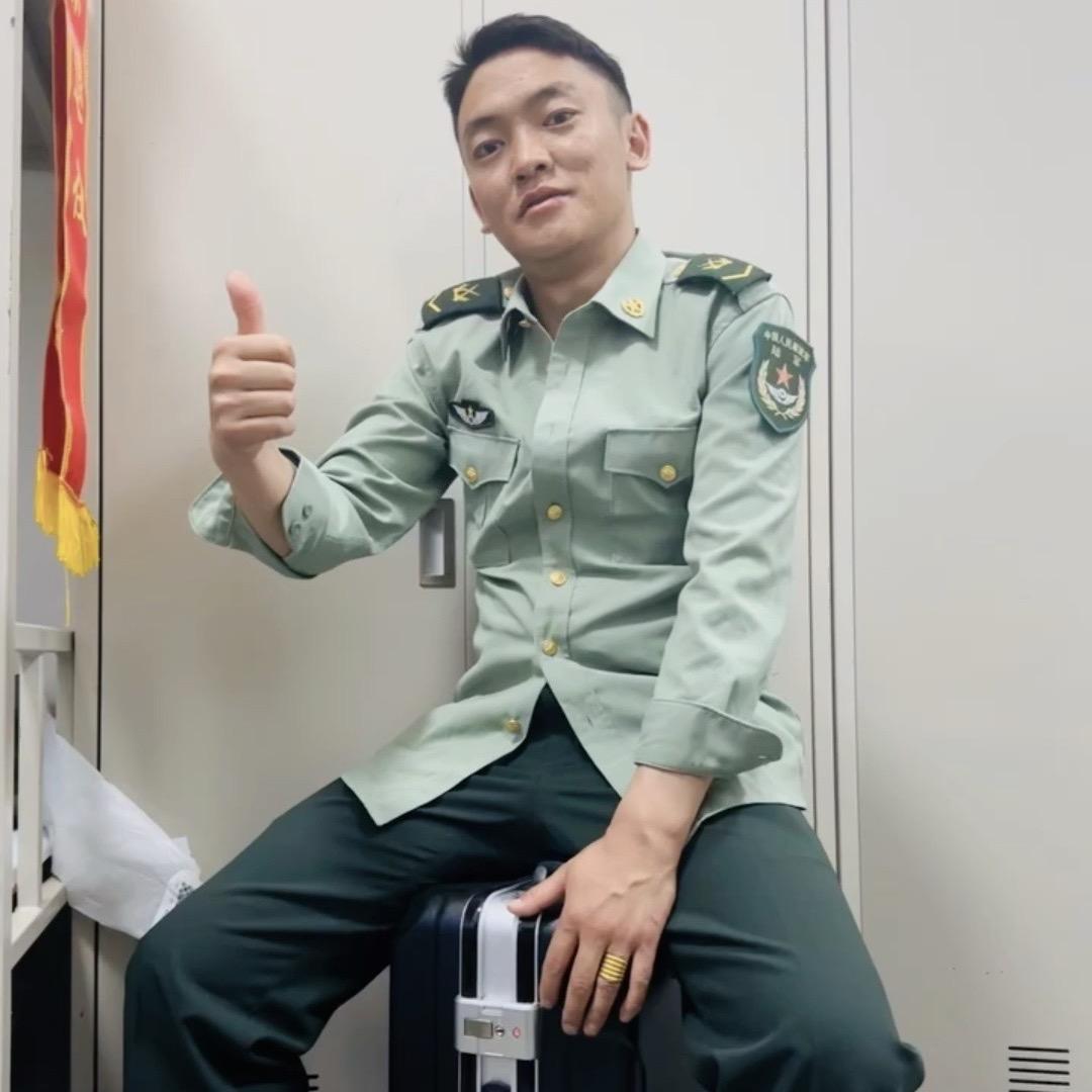 江上闲人