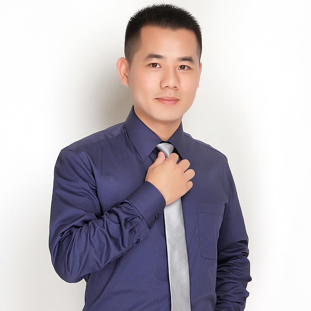 南宁安驰汽车陪练高效练车甘教练