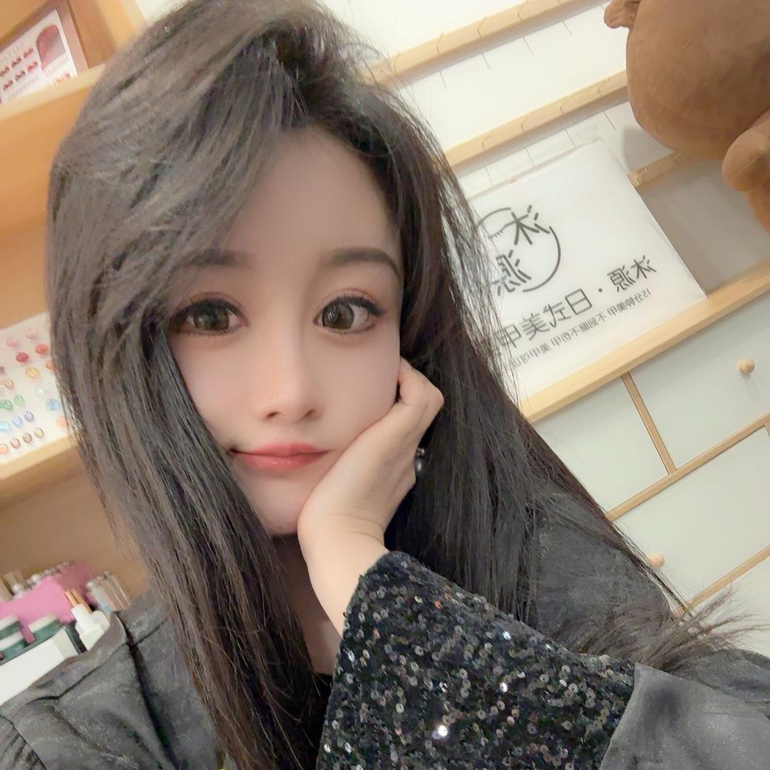 在榆次开美容美发综合店的娇娇