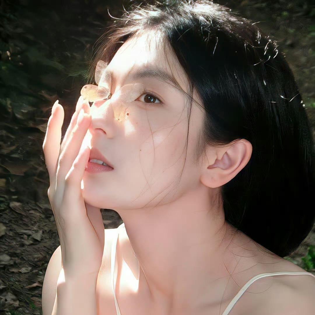 穿睡衣的方便面