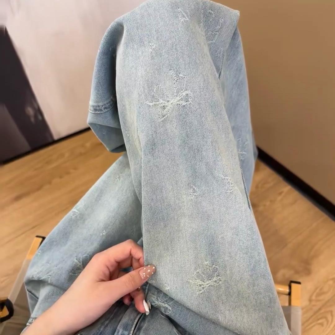 时尚女装工厂店