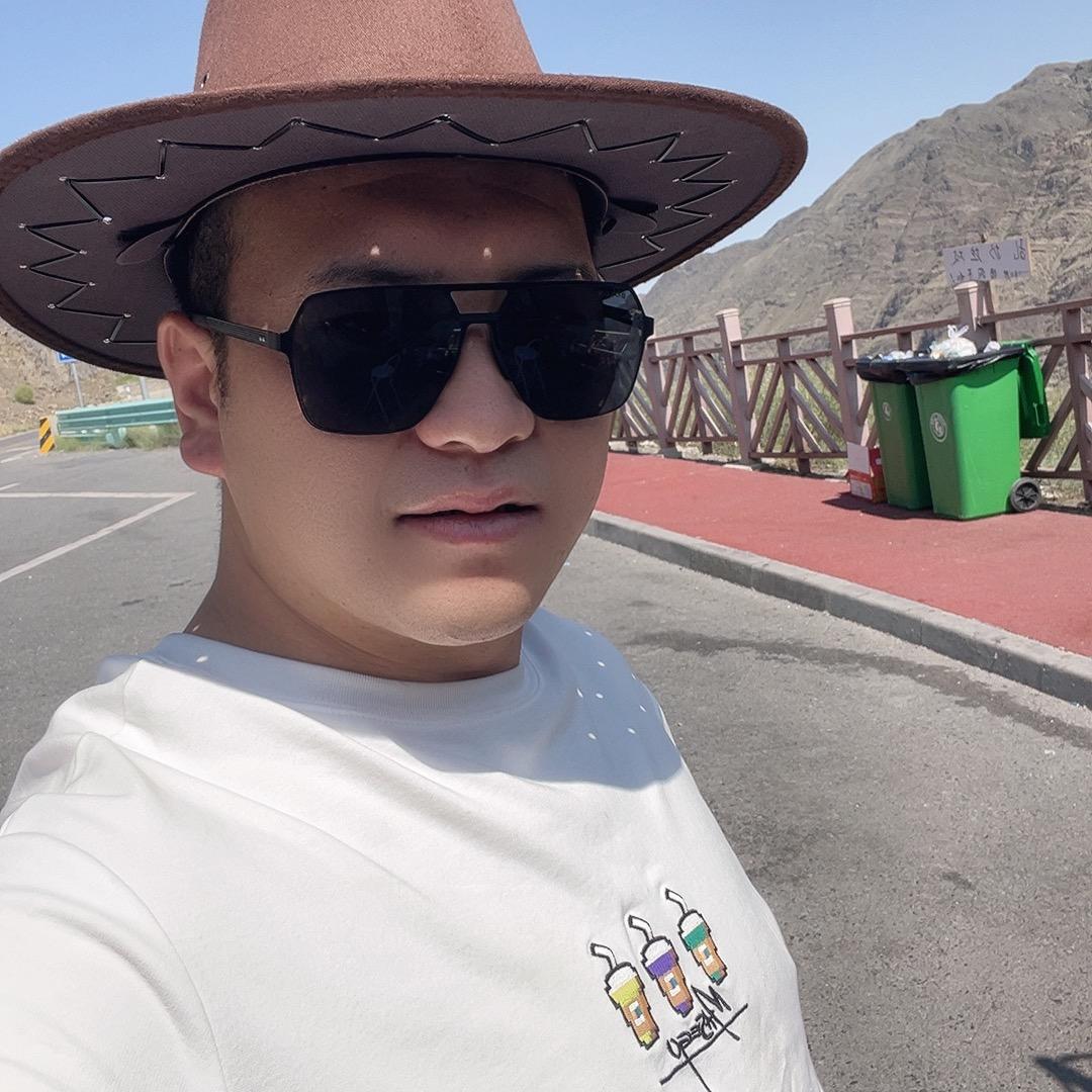 疆小伙