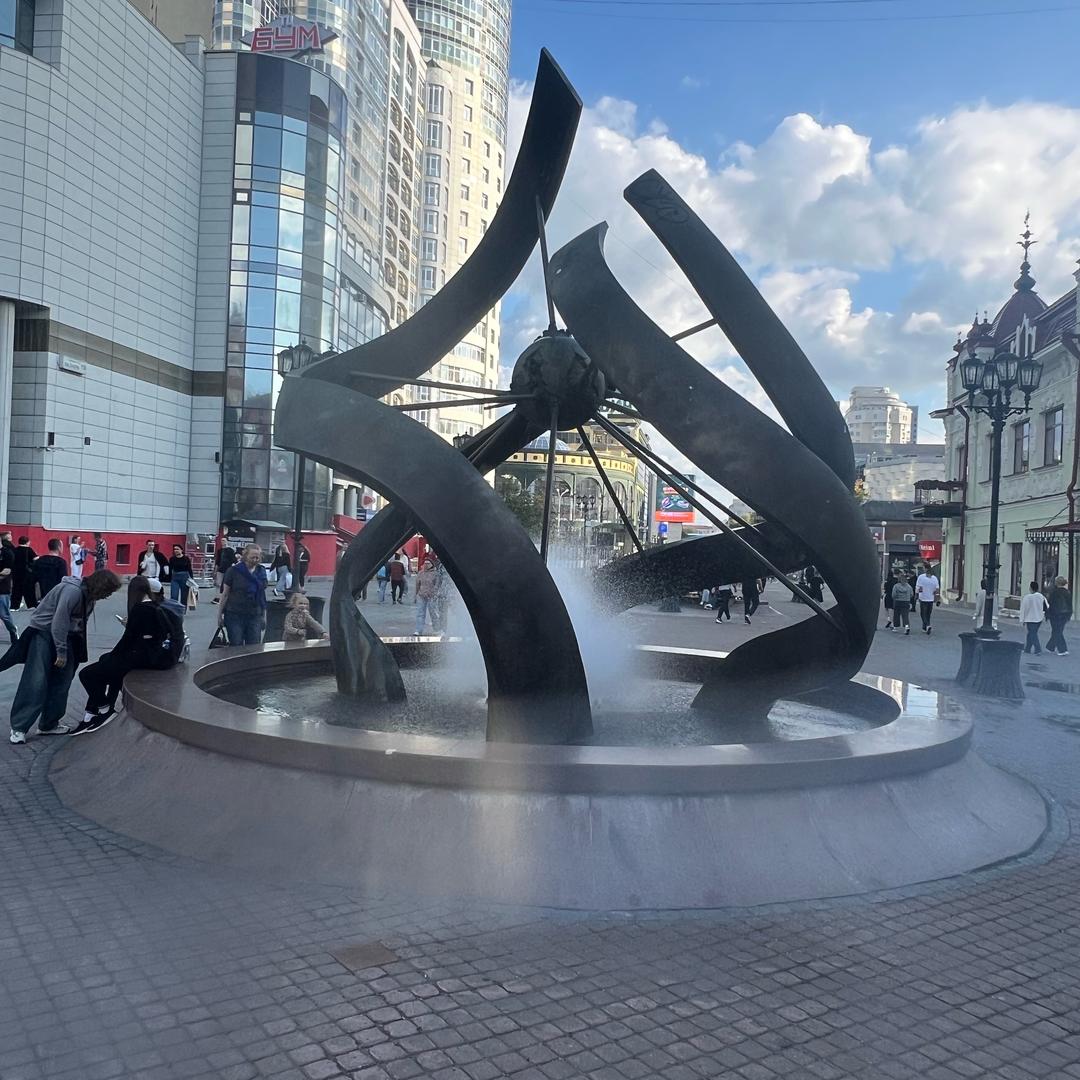 刘岗