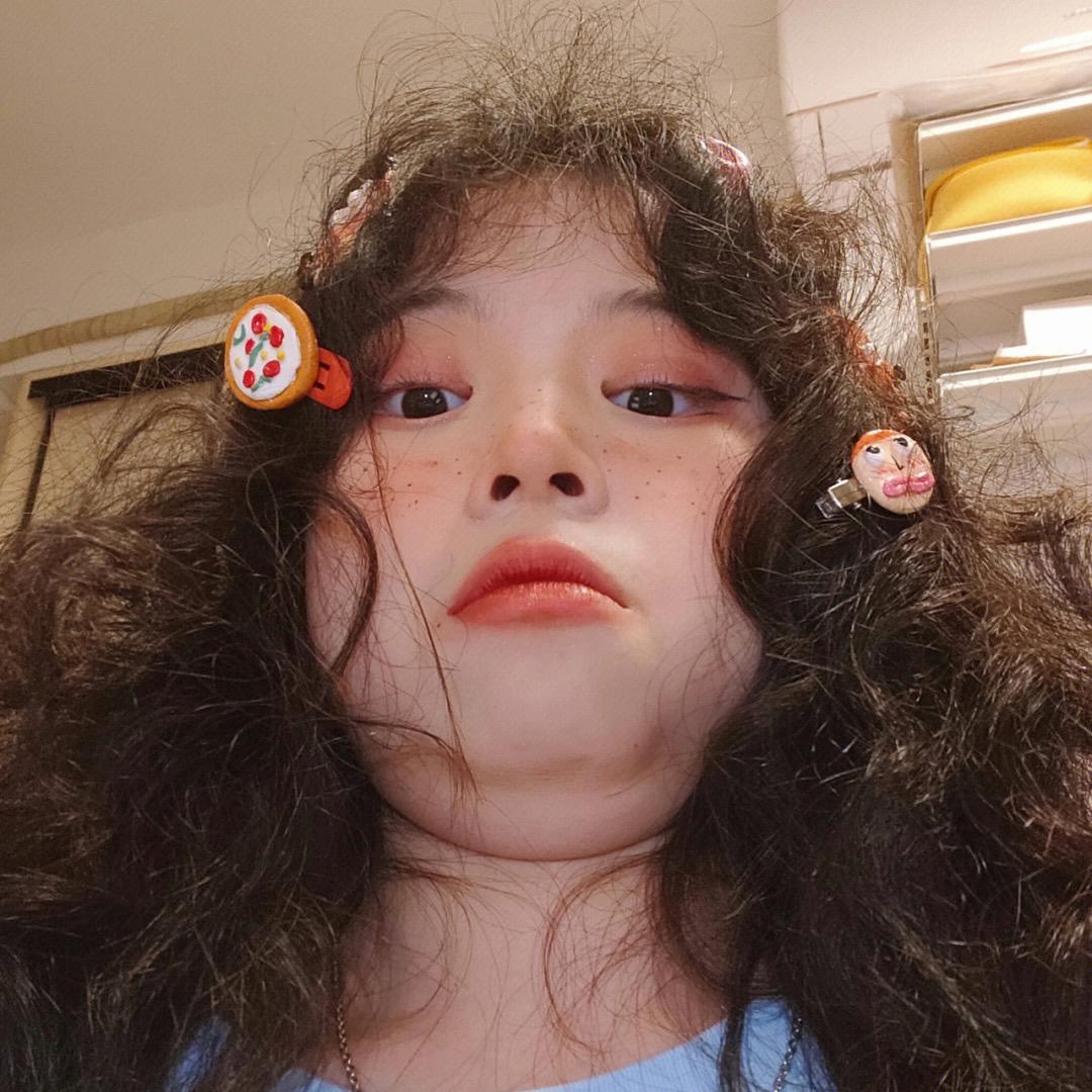 星妹爱养大胡子