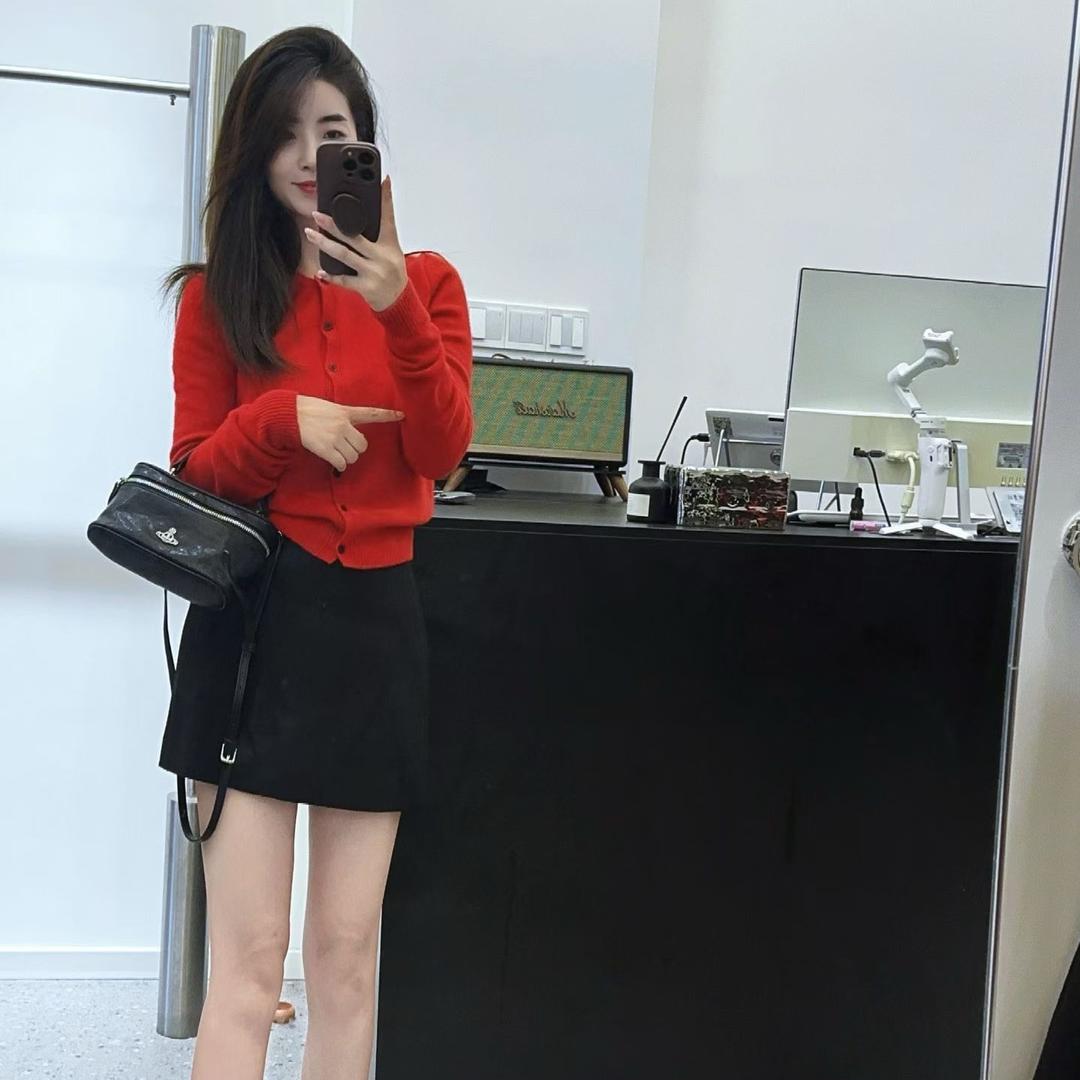 @大邑m.T韩国女装♥️（冯程程）