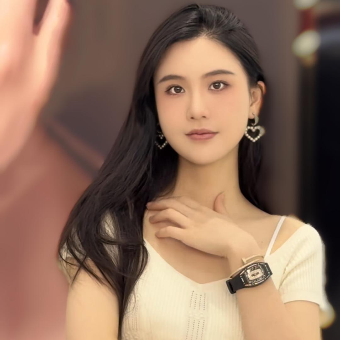 楚铃的生活