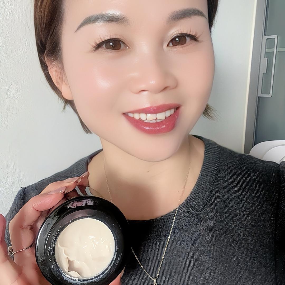 爱美的董姐