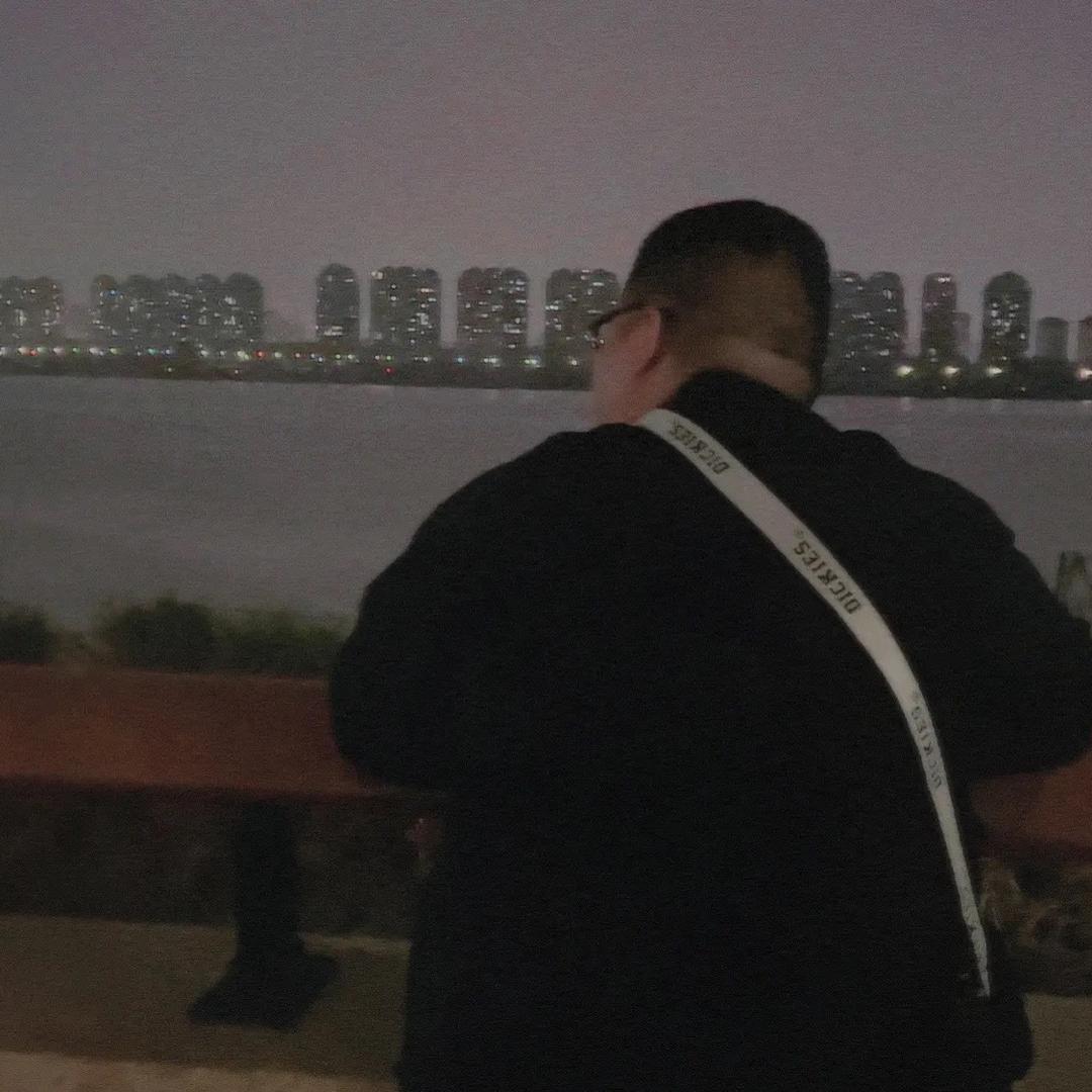 三百块