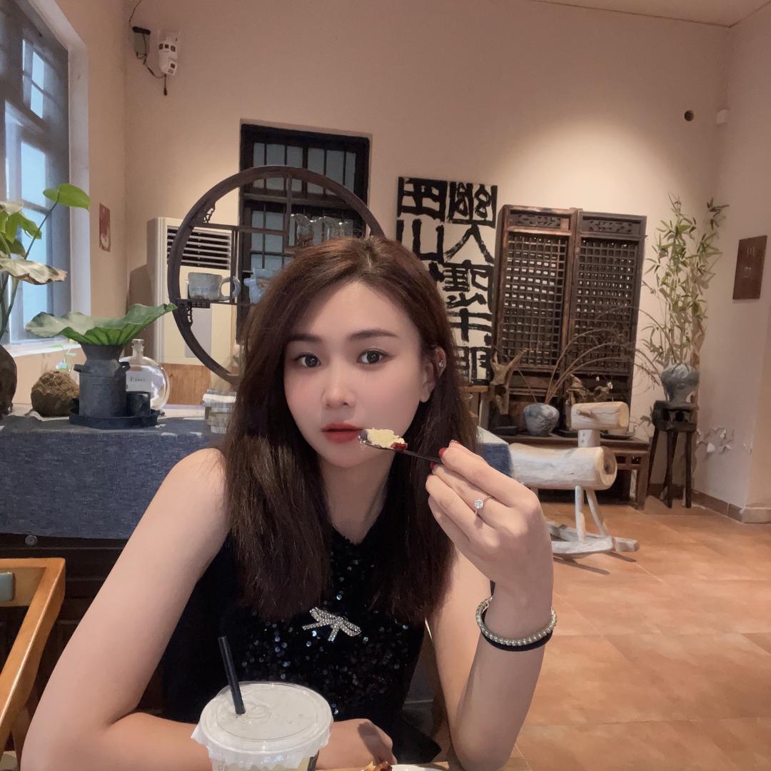 酒窝妹呢.