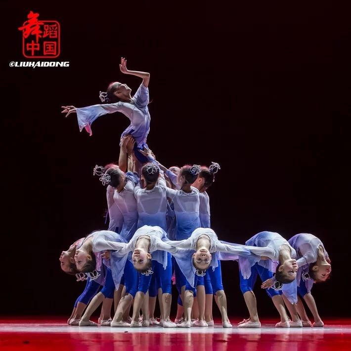 崇州市英姿演出团
