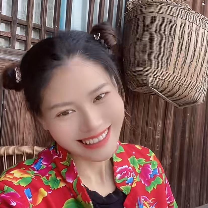 湘村凤妹（砥砺前行）