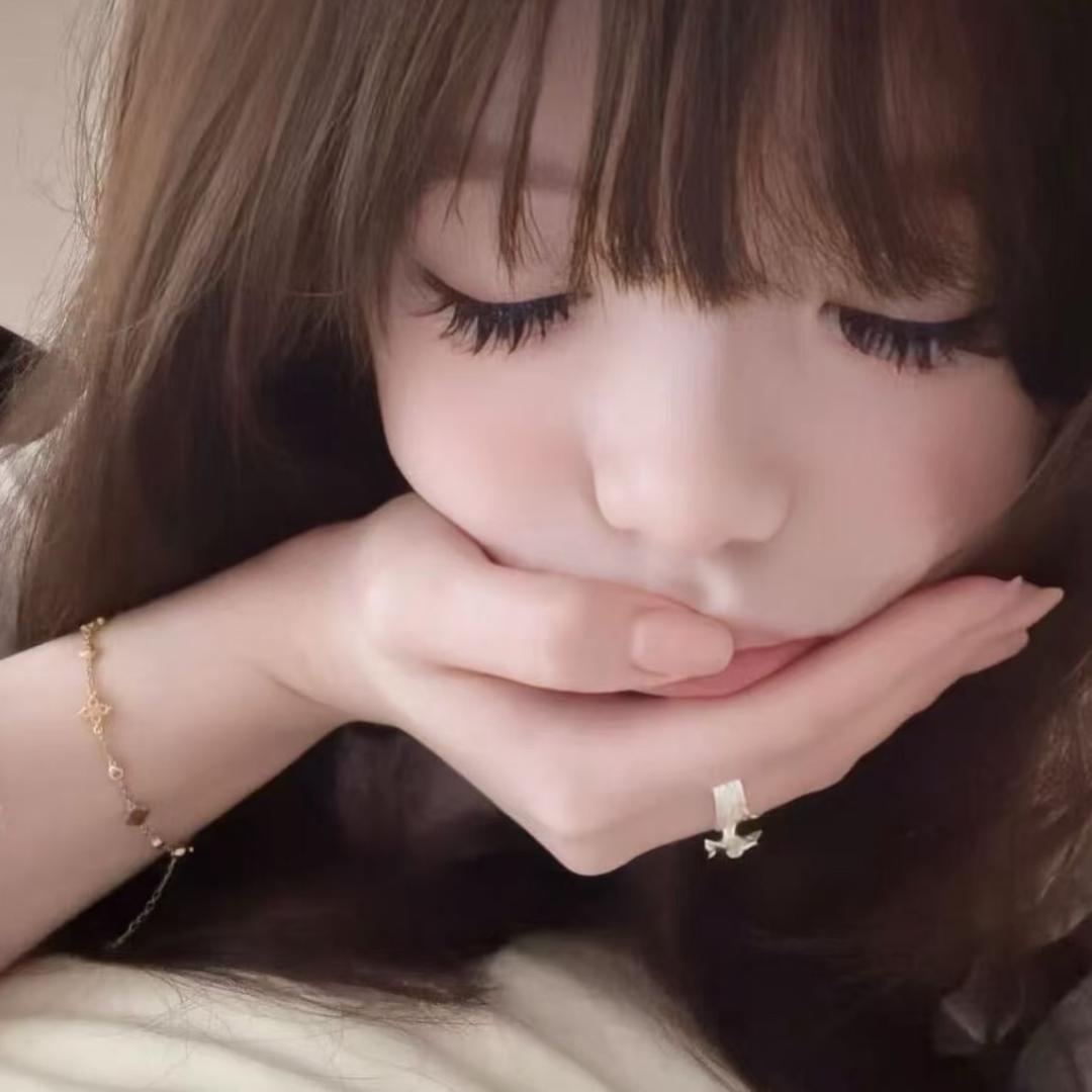 隐约的耳语-