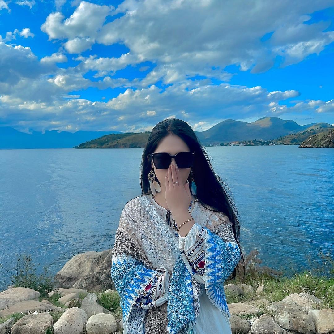 小涵涵涵涵涵👯