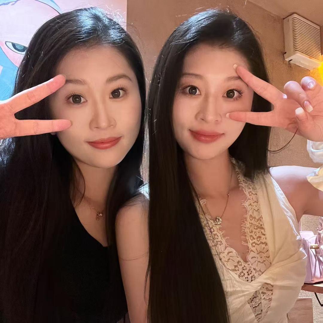 秋秋女装甄选