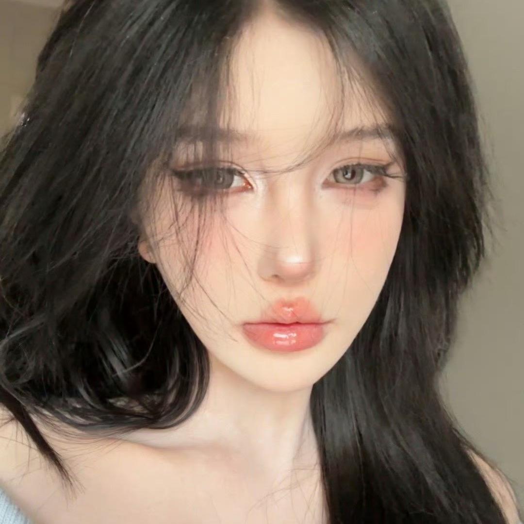 何婧婧的小跟班【已授权】