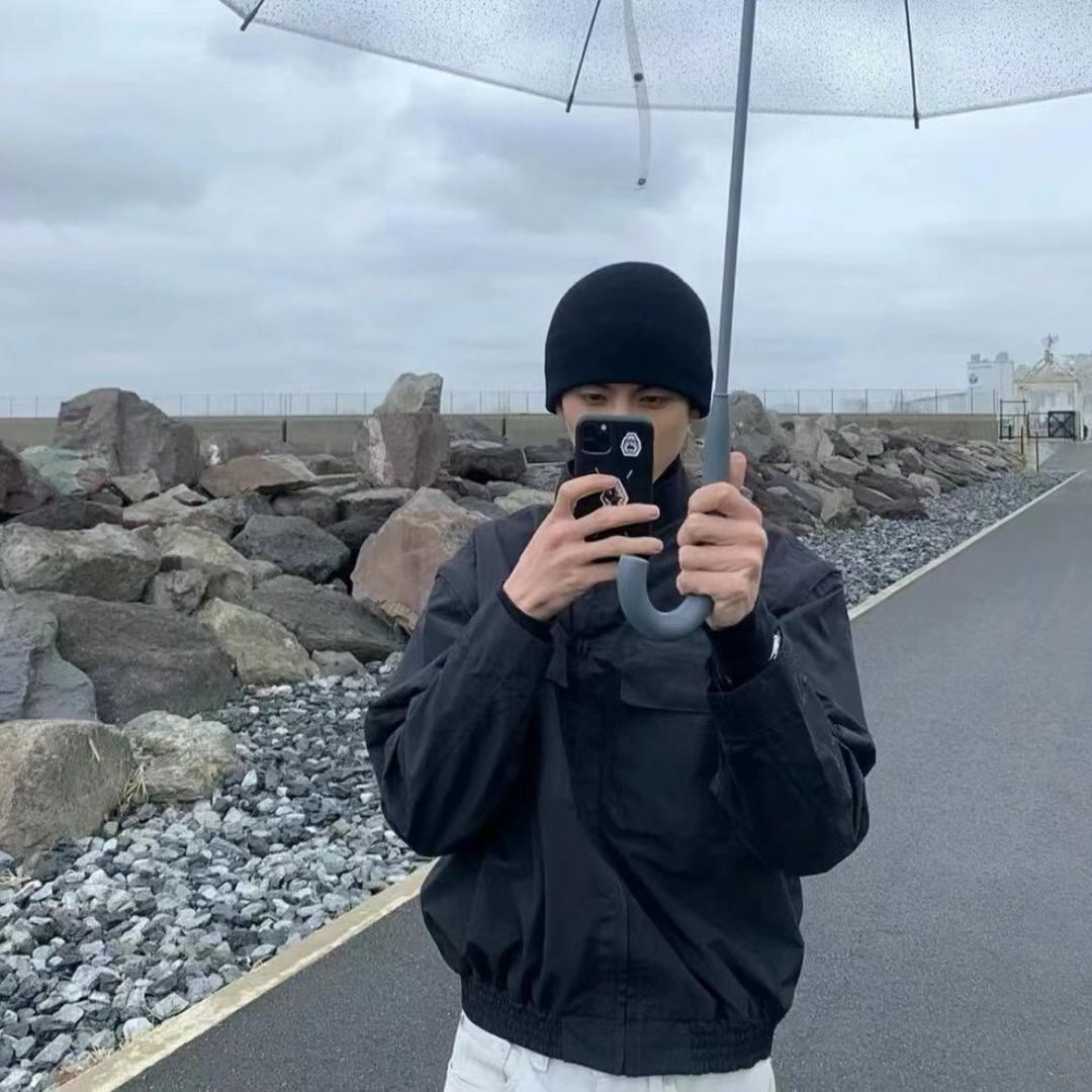 Hi