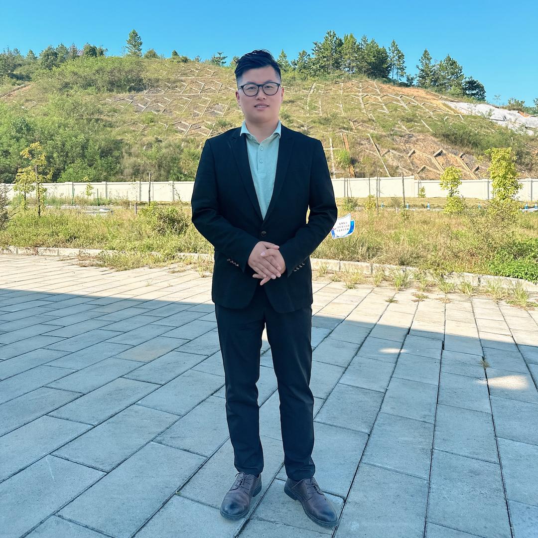 岩板大侠