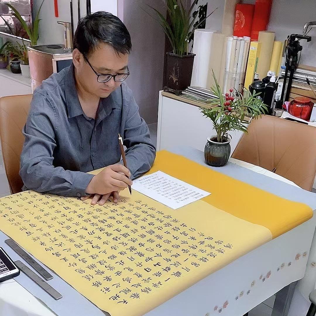 签签范先生