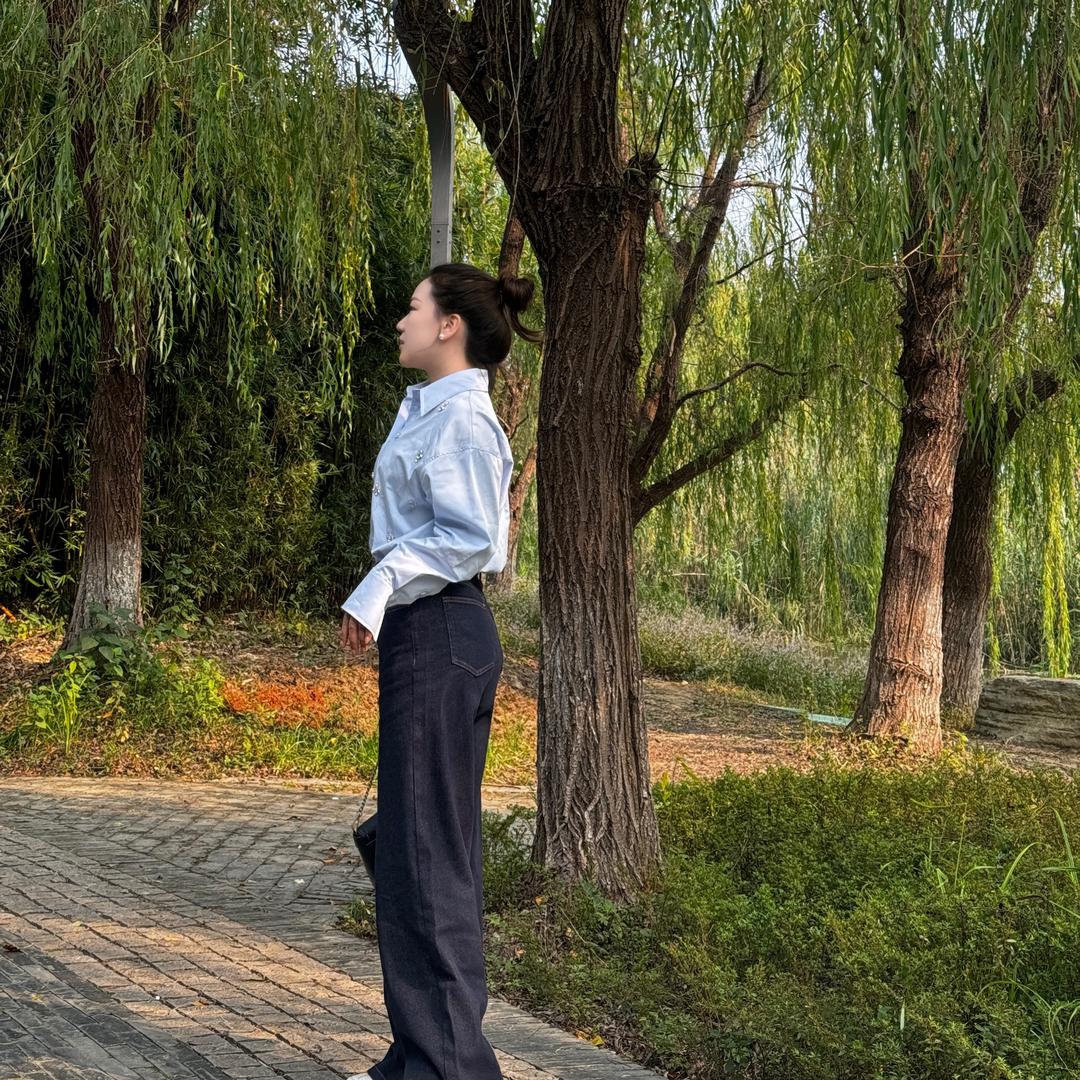 宇邦集团强陶陶瓷、不倒翁、超摩  贺亚楠